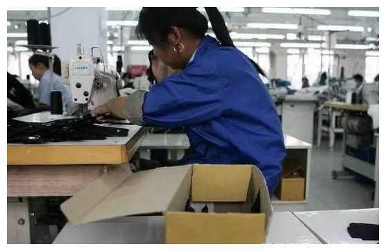 六七十年代與當下工廠工時制度差異的探析 從8小時工作制到職業中介服務的轉變